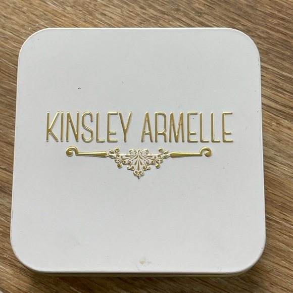 Kinsley Armelle Bracelet Stack - Picture 2 of 8